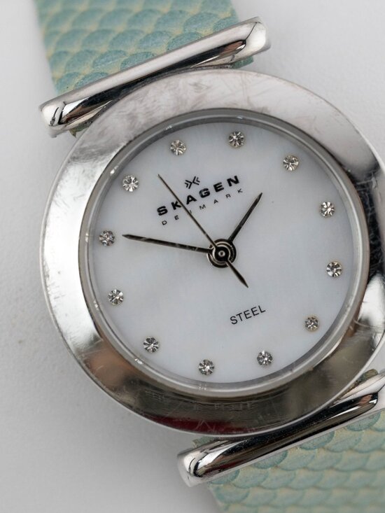 Skagen Denmark Three-Hand 107SSLI1 Quartz Analog Women\'s Watch New Battery